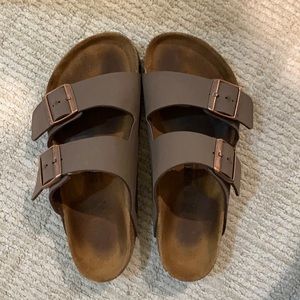 BIRKENSTOCK SIZE 8 two strap